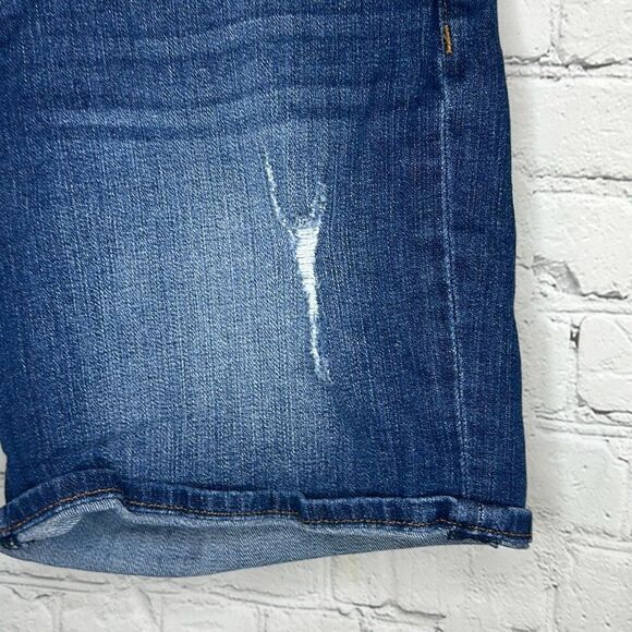 Kut from the Kloth Katy Boyfriend Short Petite Distressed Shorts size 8P - Picture 2 of 9